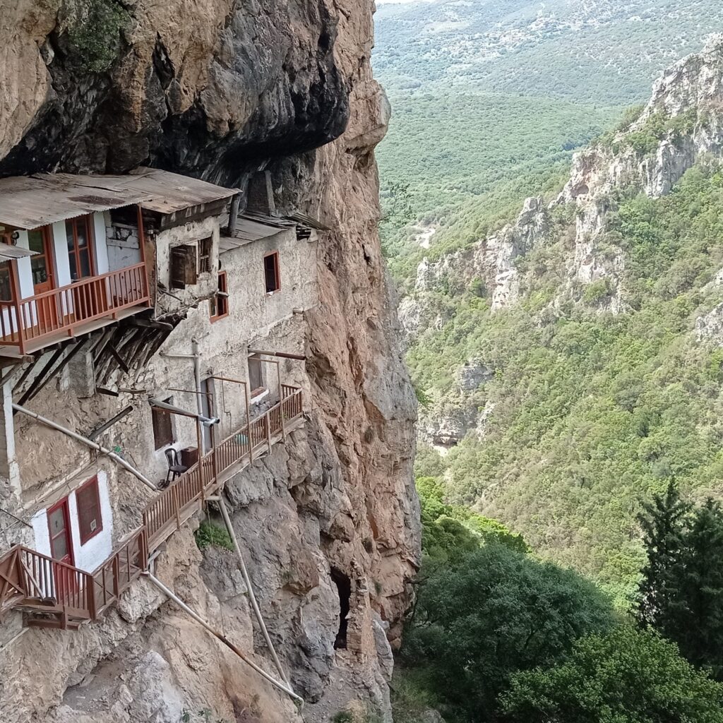 LOUSIOS HIKING & ANCIENT GORTYS